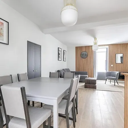Atypique Au Coeur De Batignolles Paris